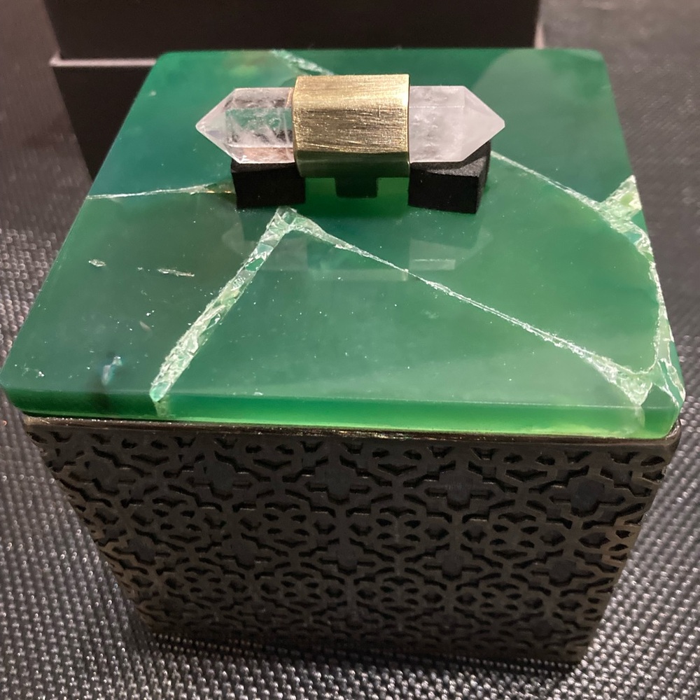 Kendra Scott Brass Filigree Square Box with Green Agate Top